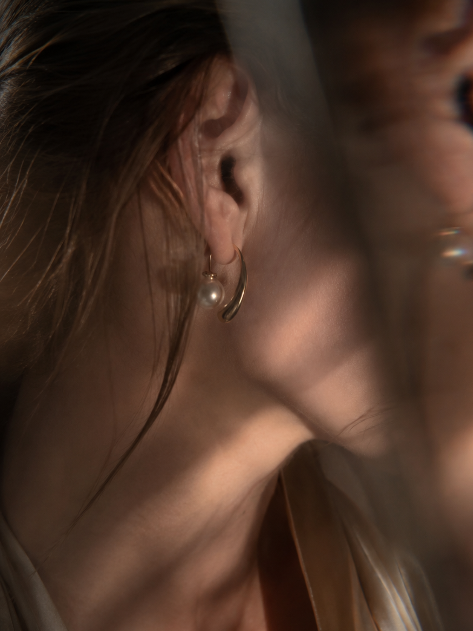 venus tear earrings