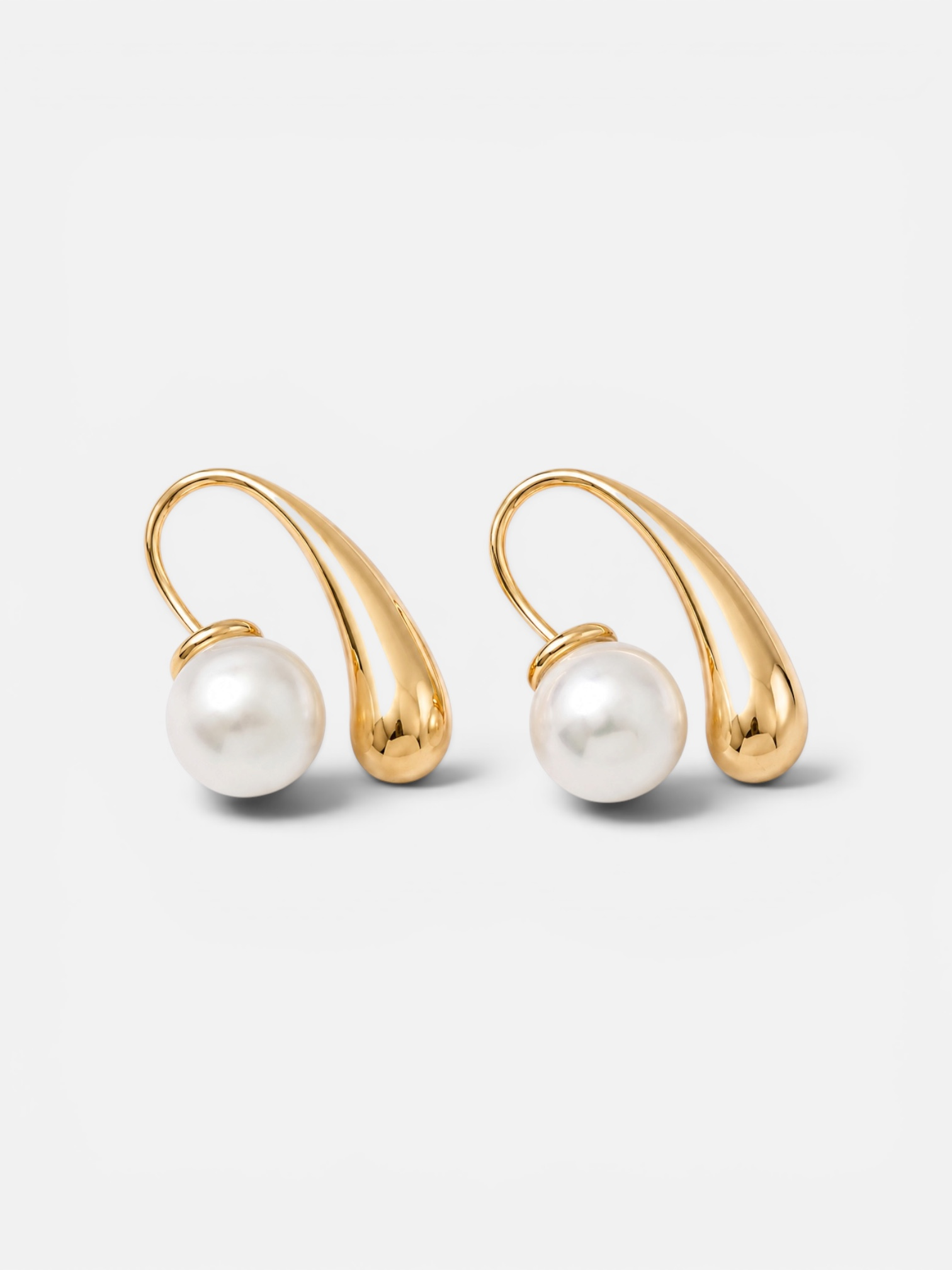 venus tear earrings